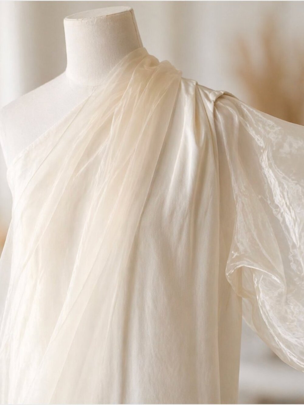 Bottega Veneta Ivory One Shoulder Organza Drape Dress - IT 44 - Bridal Cocktail - Picture 5 of 13